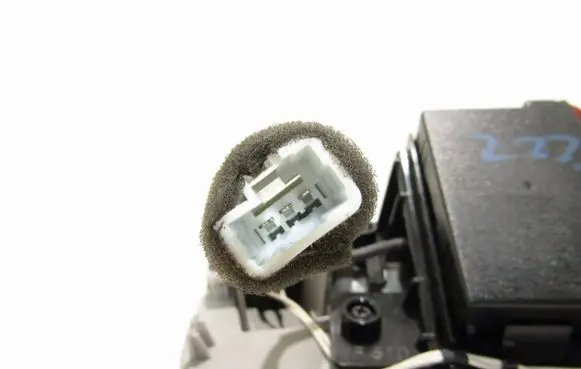 Hyundai i40 Alarm movement detector/sensor 