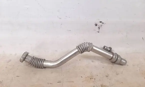 BMW 7 G11 G12 Turbo turbocharger oiling pipe/hose 
