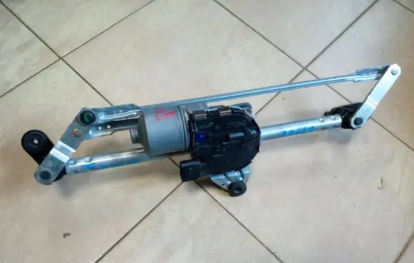 Skoda Octavia Mk3 (5E) Wiper motor 5E1955119A NE67768