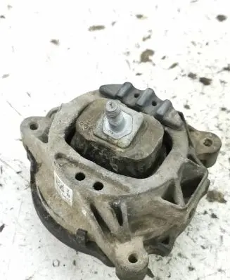 BMW 4 F36 Gran coupe Engine mount bracket 6787658 100714