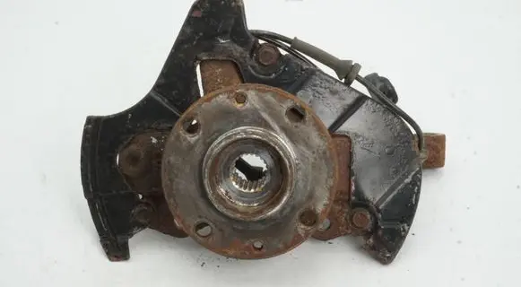 Front wheel hub