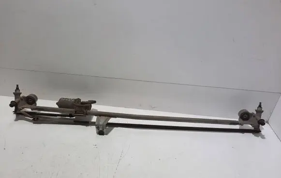 Opel Zafira B Front wiper linkage and motor 404976 179084