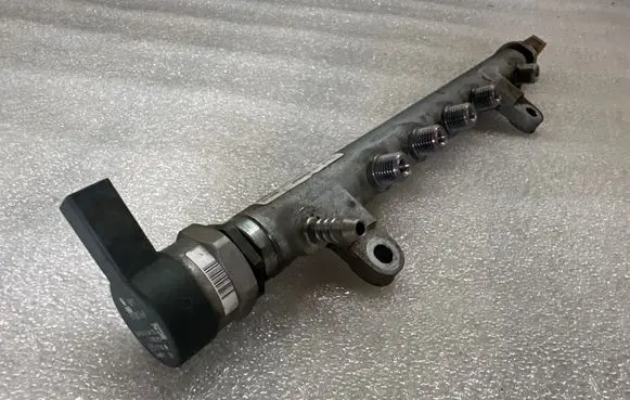 Audi A4 S4 B8 8K Fuel main line pipe 03L130089A 057130764H