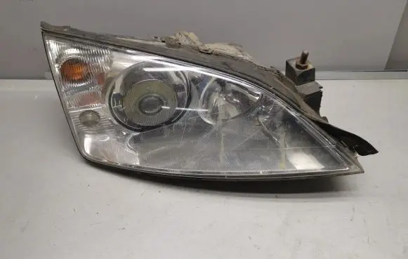 Ford Mondeo Mk III Headlight/headlamp 0301174204 1S7113005SE 1307329064