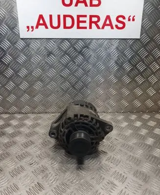 Opel Zafira B Generator/alternator 93169028