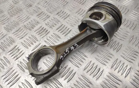 Audi Q5 SQ5 Piston with connecting rod CAH