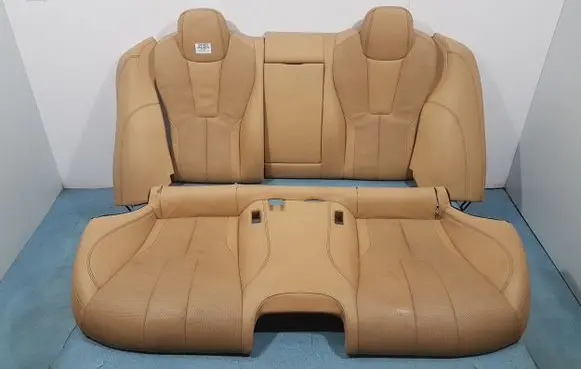 BMW M6 Second row seats 
