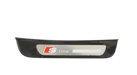 Mercedes-Benz GLA W156 X156 (A) pillar trim 8T8853376B 8T8853376