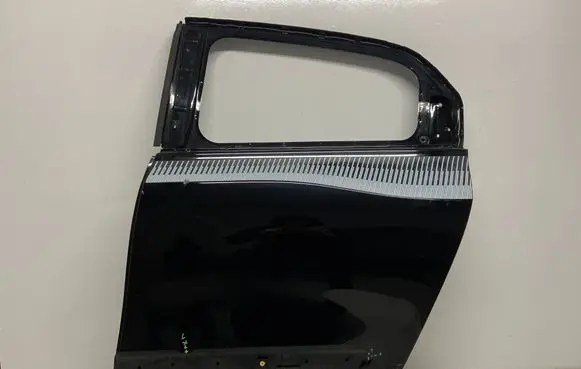 Renault Twingo III Rear door 
