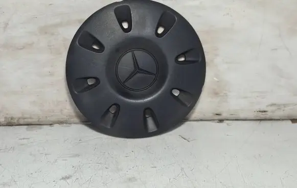 Mercedes-Benz Vito Viano W639 Original wheel cap A6394010825