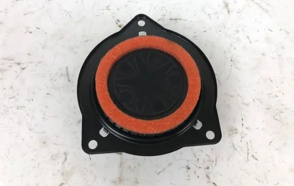 Maserati Levante Front door high frequency speaker 670002118 8923012201 18716J0801