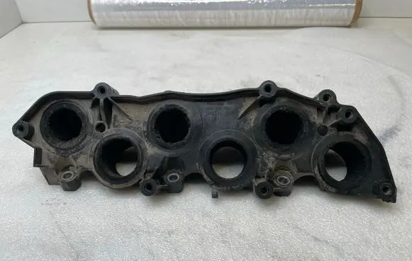 Volkswagen Touareg III Intake manifold 059129765 3003192