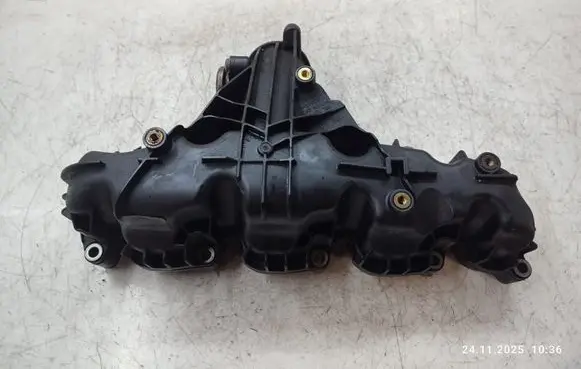 Audi Q5 SQ5 Intake manifold 03L129711A