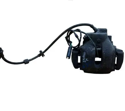 BMW X3 E83 Front brake caliper 6773131 34116773131
