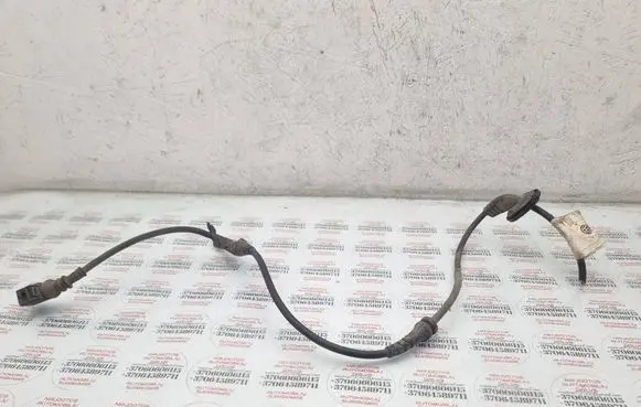 Volkswagen PASSAT B7 Front ABS sensor wiring 1J0906102