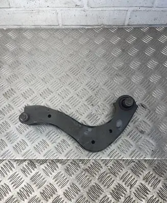 Toyota C-HR I Rear upper control arm/wishbone