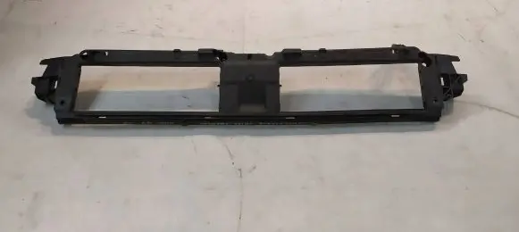 Audi A4 S4 B9 8W Other engine bay part 8W6807771D 18201 9610811