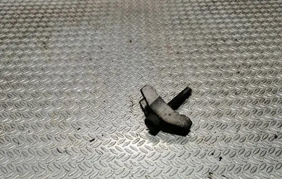 Volkswagen Crafter Fuel Injector clamp holder