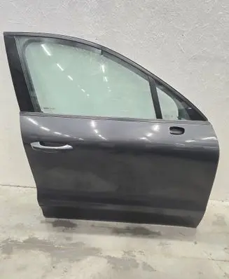 Porsche Macan (95B) Front door