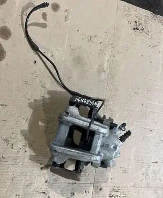 BMW 1 F20 F21 Front brake caliper 34116850650