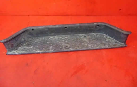 Iveco Daily 3rd gen Rear sill trim cover