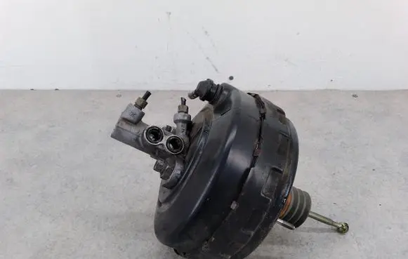 Opel Insignia A Brake booster 13228183