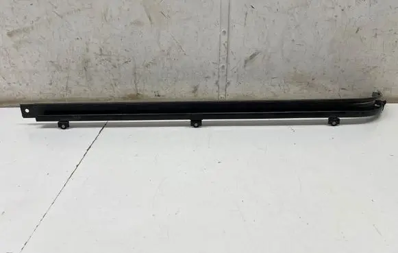 Mercedes-Benz Vito Viano W447 Sliding door middle rail