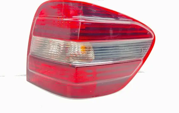 Mercedes-Benz ML W164 Rear/tail lights A1648203164