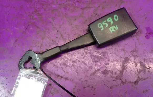 Audi A4 S4 B7 8E 8H Front seatbelt buckle