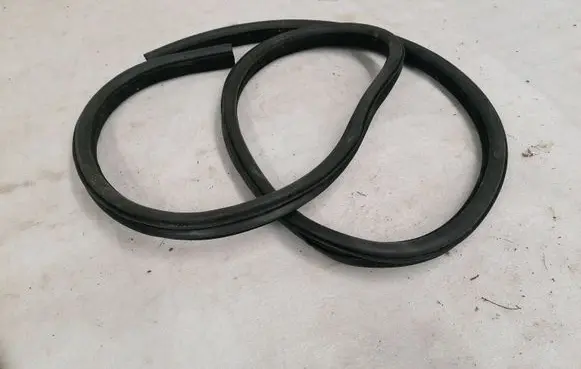 Jaguar XF X260 Rear door rubber seal (on body) GX73253A10A