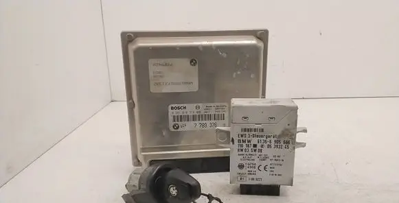 BMW 5 E39 Engine control unit/module 7789376 28RTF091 0281010314