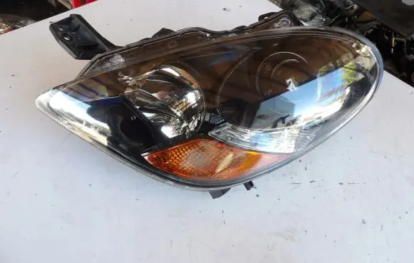 Mitsubishi i-MiEV Headlight/headlamp