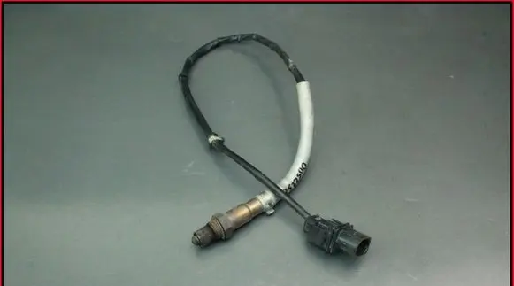 Volkswagen Golf IV Lambda probe sensor 022906262 0258017068