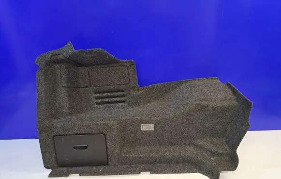 Trunk/boot side trim panel