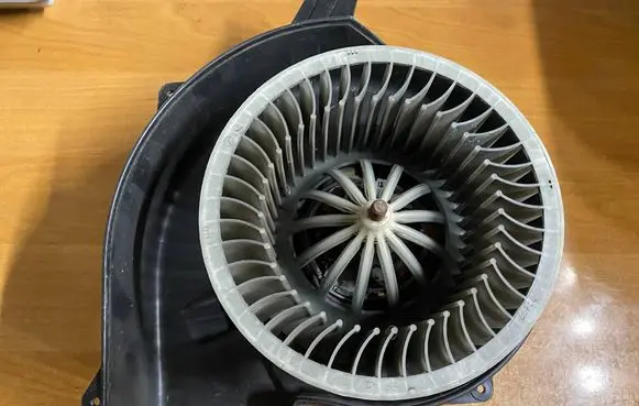 Volkswagen Polo IV 9N3 Heater fan/blower 6Q1820015G A1916