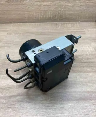 BMW 3 E46 ABS Pump 6751768 6751767