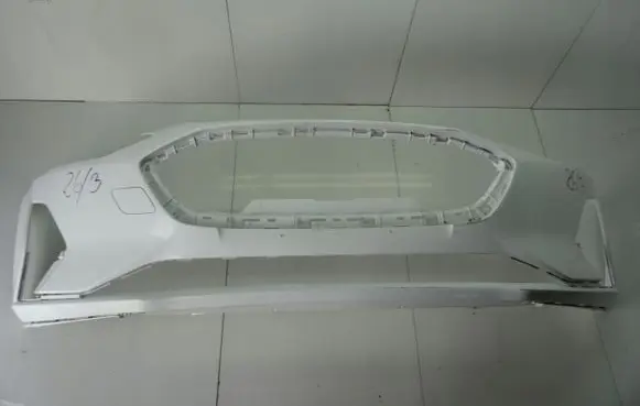 Ford Focus Front bumper R26P3