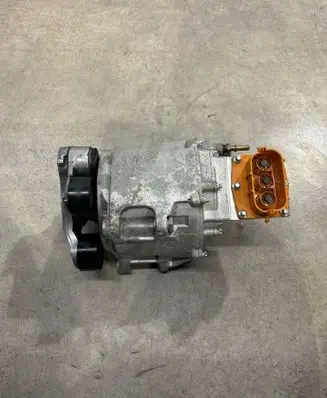 Land Rover Evoque II Generator/alternator L8D211A242AD PXEDR021J08 300V150A