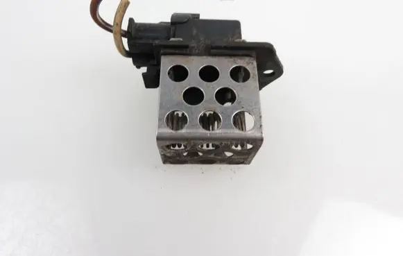Renault Scenic I Coolant fan relay 8200045082