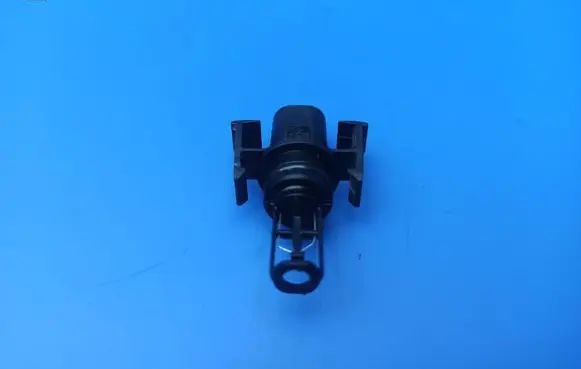 Mercedes-Benz C W203 Intake air temperature sensor A0005422818
