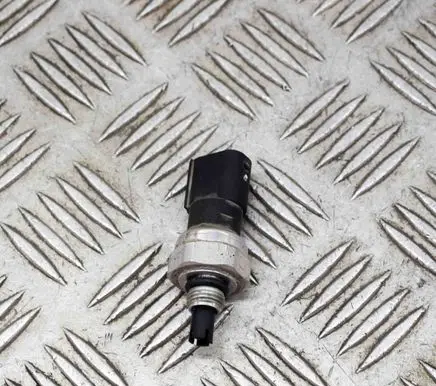 Air conditioning (A/C) pressure sensor