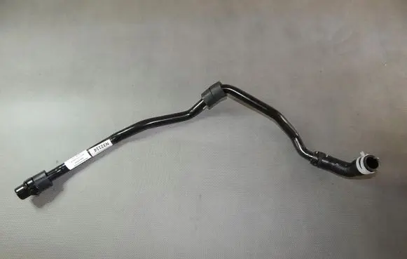 Audi A3 S3 8V Engine coolant pipe/hose 5Q0820507H