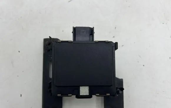 Volkswagen Golf VII Distronic sensor radar 5Q0907561K