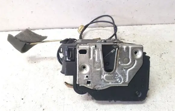 Mercedes-Benz CLK A209 C209 Front door lock 2097200335Q7