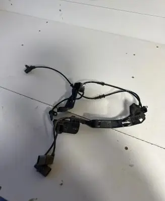 Mercedes-Benz C W205 ABS brake wheel speed sensor A2059058003 A2055403406