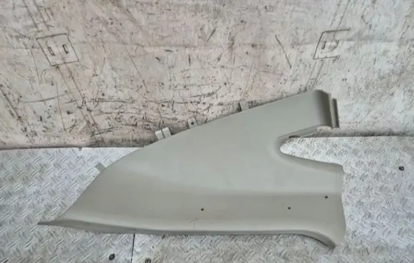 Chrysler Crossfire (C) pillar trim A1936900825