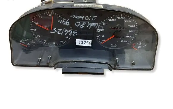 Audi 80 90 S2 B4 Speedometer (instrument cluster) 8A919033CA 110008561