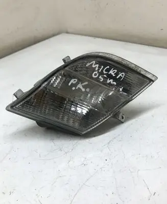 Nissan Micra Front indicator light