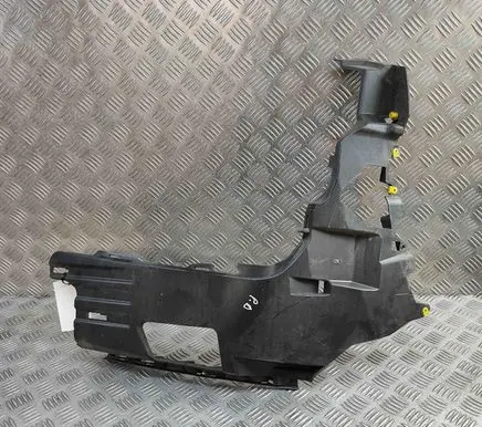 Audi Q7 4M Front bumper mounting bracket 4M0807096 4M0807096A