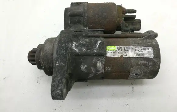 Volkswagen PASSAT B6 Starter motor 02Z911023H